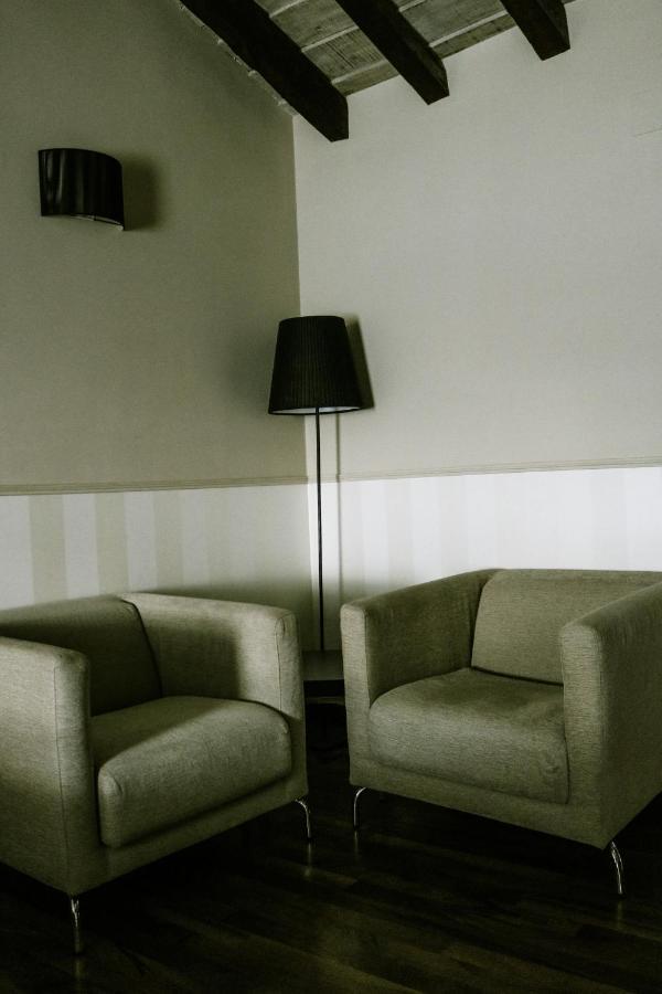 Hotel Rural Plaza Mayor Chinchon Bagian luar foto